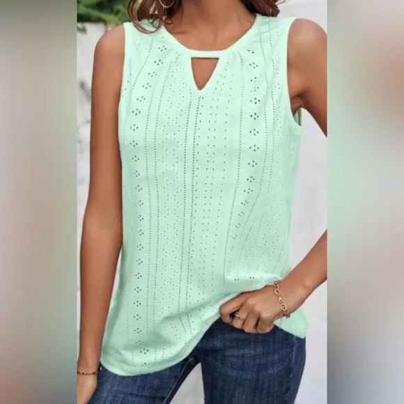 Mint Green Sleeveless Eyelet Top - Picture 6 of 10